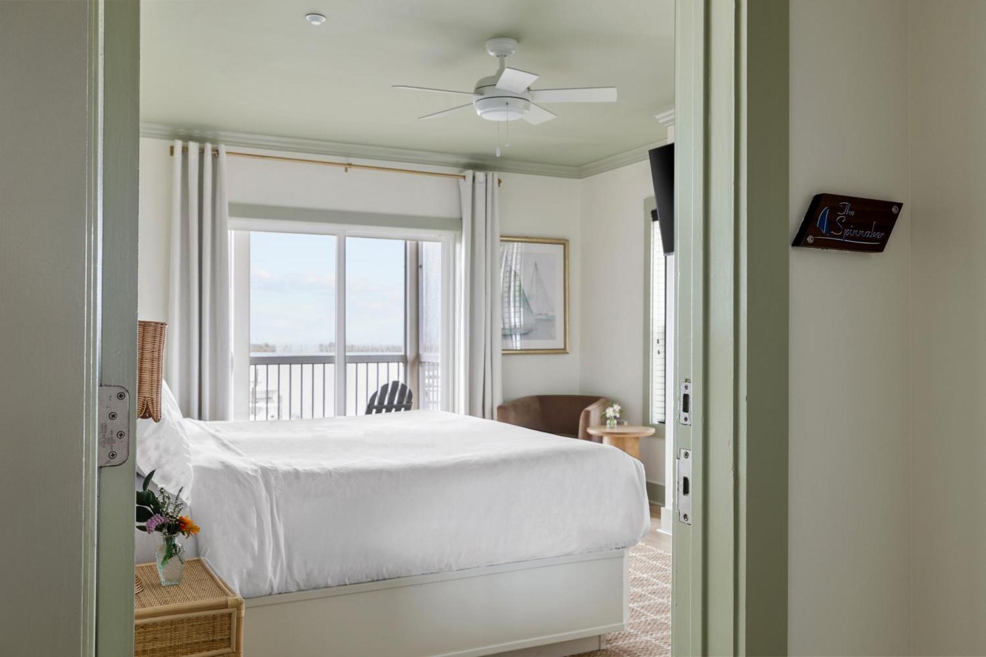 Regatta Inn - Adults Only Folly Beach Eksteriør bilde